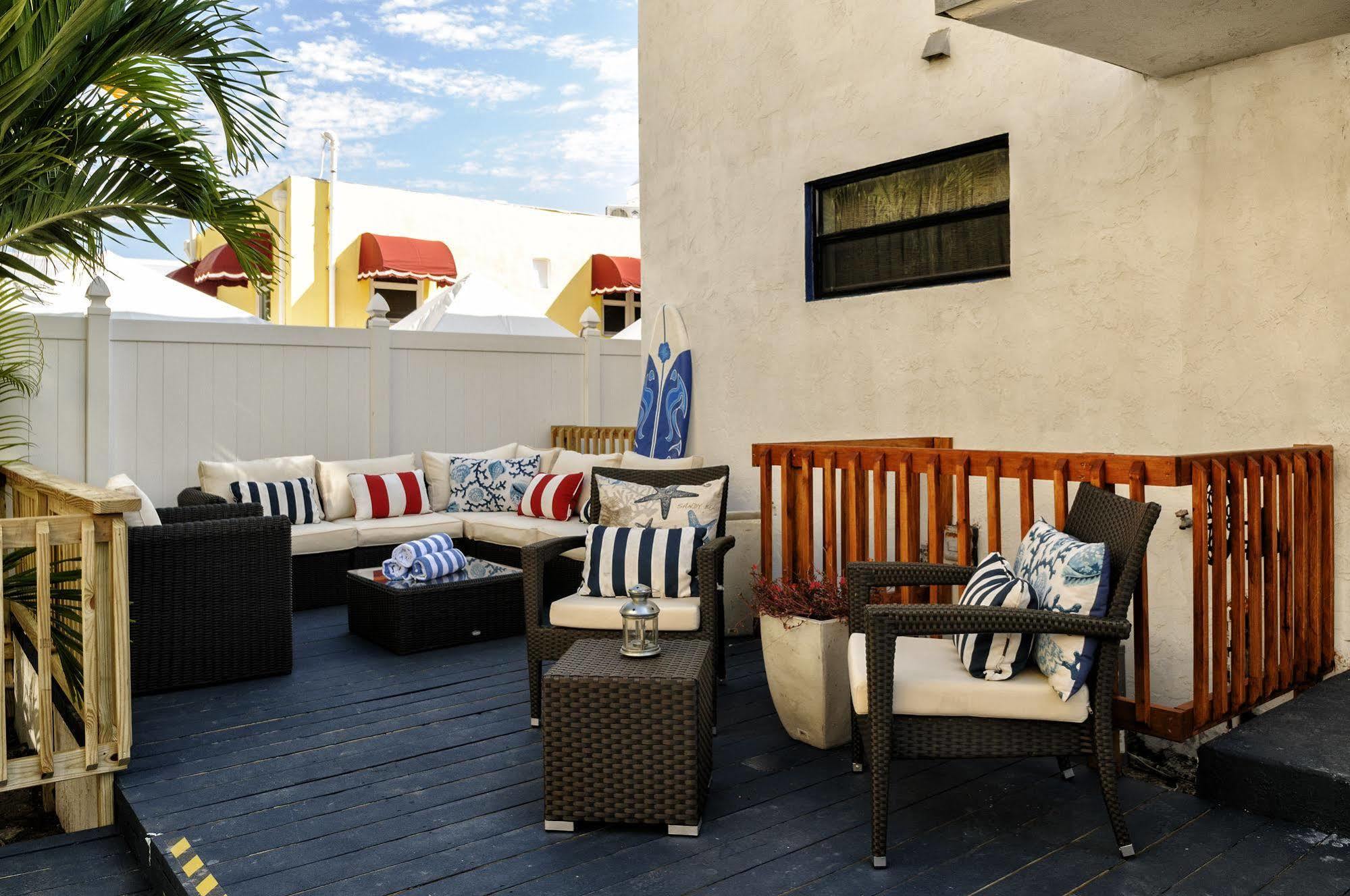 Hollywood Beach Suites And Hotel Exterior photo