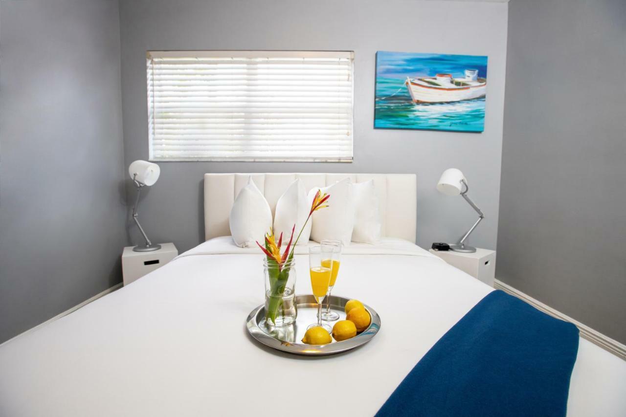 Hollywood Beach Suites And Hotel Exterior photo